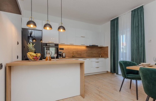 Nin House | Villa Family Oasis Nin