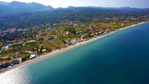 Acharavi Villa | Villa Fantastico