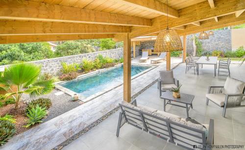 La Riviere Saint-Louis Villa | Villa Fleur de Jade