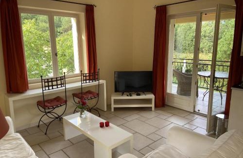 Montbrun-les-Bains Apartment | Villa Fleury Appartement