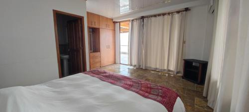 Puerto Velasco Ibarra House | VILLA FLOREANA