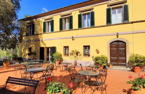Il Poggio Villa | Villa for 28 with Pool