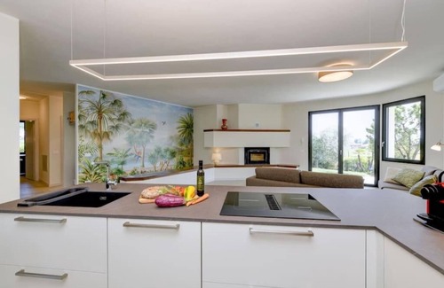Pieve Vecchia Villa | Villa Fortuna, recently renovated, close to the lake and with all amenities .