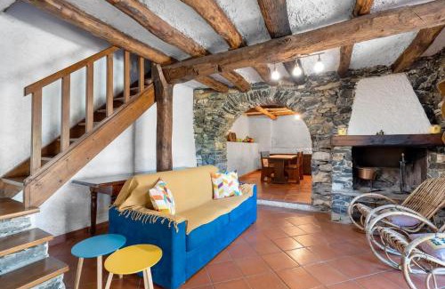 Rezzo House | Villa Franca Nature Holidays