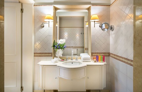 Olmo di Mira Hotel | Villa Franceschi Hotel & Resort