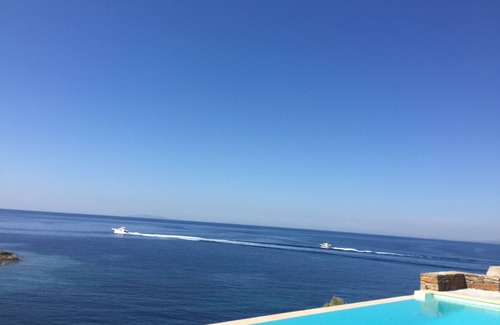 Koundouros Villa | Villa Frear I with infinity pool