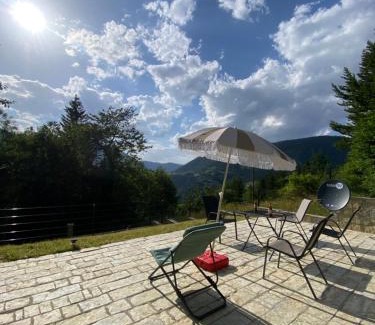 Pejë Villa | Villa Fresku
