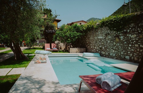 Renzano Villa | Villa Frida
