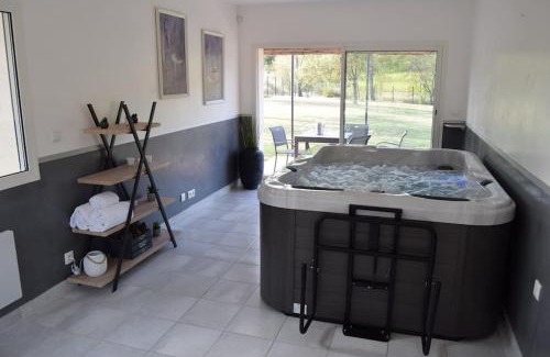 Carnas Villa | Villa Gard'iguette avec SPA entre vignes &garrigue
