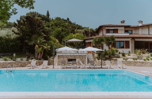 Soiano del Lago Villa | Villa Gelso
