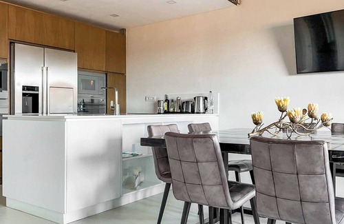 Panzano in Chianti Villa | Villa Gialla - Four Bedroom Villa, Sleeps 9