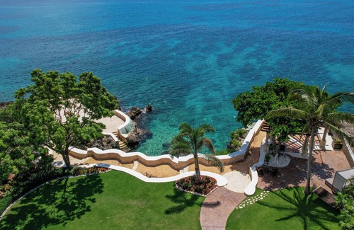 Kingston Villa | Villa Gilgal