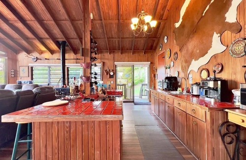 Carite House | Villa Glorimer Lake House Retreat .Great for Family and Friends.