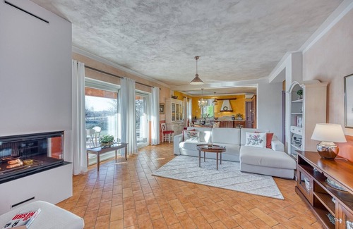 Sumber Villa | Villa Goretini with private pool