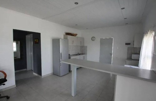 Ongwediva Bed & Breakfast | Villa Graf Guest House - suite 3