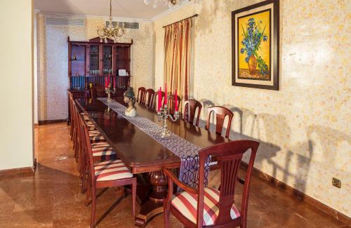 Villanueva del Ariscal Villa | Villa Grande del Aljarafe