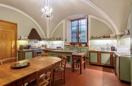Santo Stefano A Tizzano Villa | VILLA GRAND MEDICI - Eight Bedroom Villa, Sleeps 16