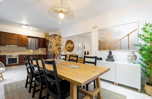 Spartylas Villa | Villa Grande Casa with Pool, Villa Grande Casa with Swimming Pool