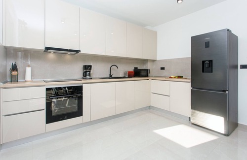 Srinjine Villa | Villa Green Valey