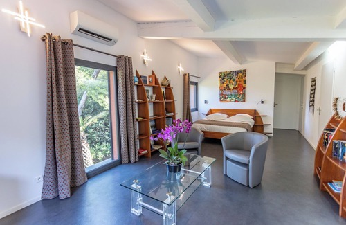 Six-Fours-les-Plages Bed & Breakfast | Villa Hippocampe