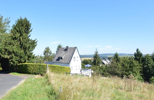 Rascheid House | Villa Hochwald Familienhaus