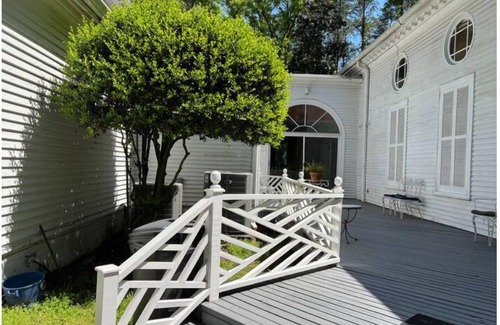 Goldsboro House | Villa Home