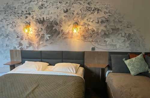 Saint-Andre-les-Vergers Hotel | Villa hotel