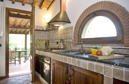 Montopoli in Val d'Arno Villa | Villa in Montopoli In Val D'arno with 2 bedrooms sleeps 5