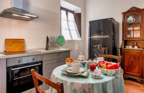 Peccioli Villa | Villa I Mandorli, Peccioli