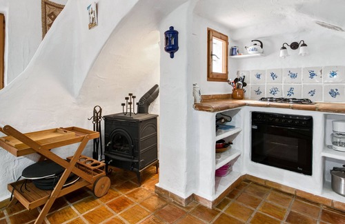 Paichi Villa | 'Villa Ibiza' with Sea View, Pool, Garden & Wi-Fi