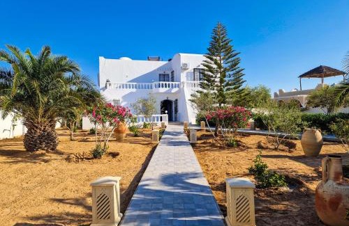 Sedghiane House | Villa Ikram