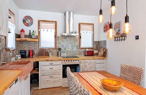 Bargemon Villa | Villa in Bargemon with Pool and Mountain Views