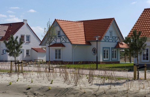 Cadzand-Bad Villa | Villa in Cadzand-Bad near North Sea Beach