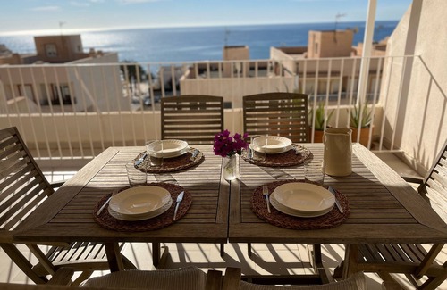 Carboneras Ski Chalet | Villa in Carboneras, sea views, fully equipped and very comfortable.