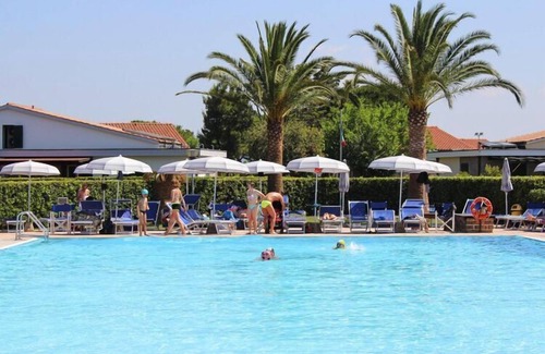 Marina di Cecina Apartment | Villa in Cecina Mare near Sandy Beach