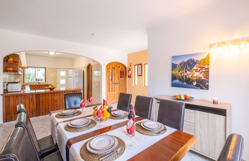 Castelo Villa | Villa in Galé with heatable pool & BBQ