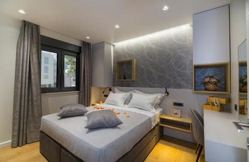 Promajna Apartment | Villa IN