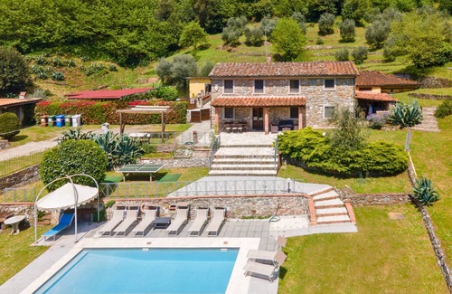 San Martino in Freddana Villa | Villa in Tuscany -near Lucca with Pool only for Yours private use -ALL INCLUSIVE