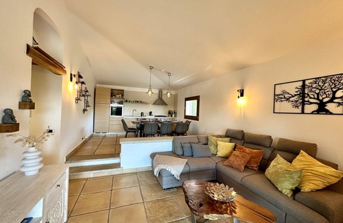 Maiorca Villa | Villa in Maiorca with 3 bedrooms sleeps 8