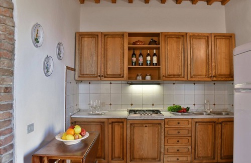 Montelopio Villa | Villa in Montelopio with 6 bedrooms sleeps 12