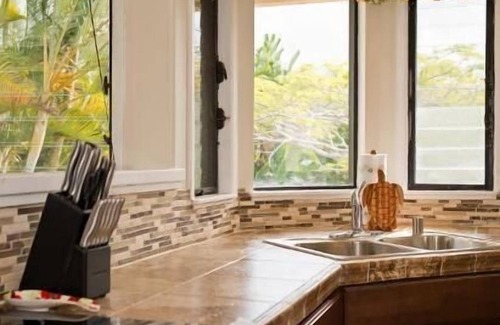 Princeville Cottage | Villa in Paradise !Mountain Views, Ocean and golf course just steps away