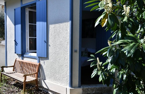 Royan Villa | Villa in Royan Park, 15 pers. - 200m from beach - 400m from shops/station.