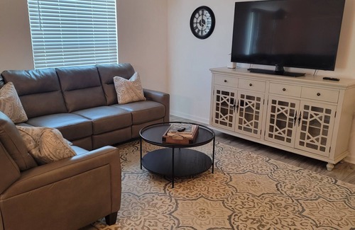 Wildwood House | Villa in The Villages close to Brownwood Town Square/GOLF CART AS A COURTESY