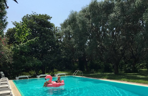 Querceta Apartment | VILLA IN TUSCANY BETWEEN SEA, MOUNTAINS, AND ART