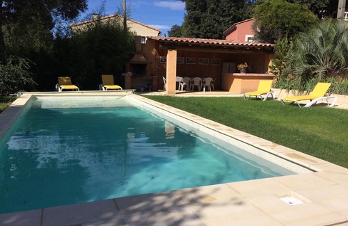 Vallabrix Villa | Villa in Vallabrix, Uzège. Charming little Gard village in the heart of