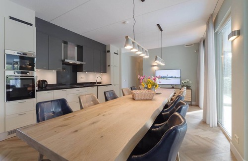 Colijnsplaat House | Villa in Zeeland near the Sea & National Park