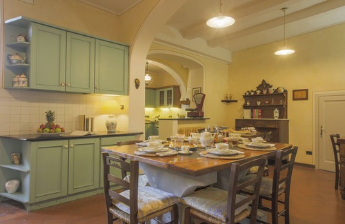 Pistoia Villa | Villa/Independent home in Pistoia with 6 bedrooms sleeps 14