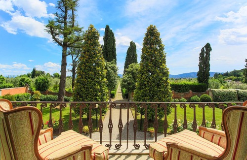 Pistoia Villa | Villa/Independent home in Pistoia with 6 bedrooms sleeps 14