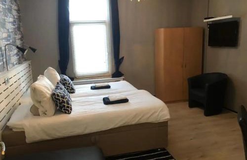 Scheveningen Bed & Breakfast | Villa Insulinde