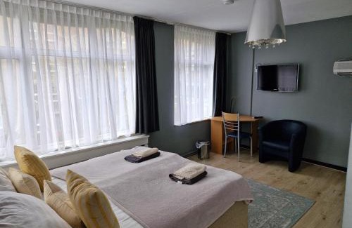Scheveningen Bed & Breakfast | Villa Insulinde